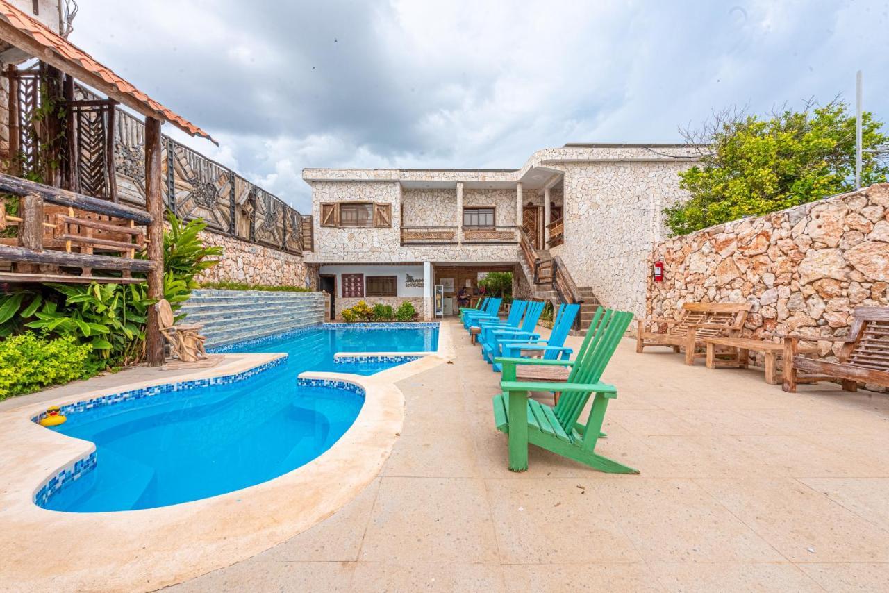 Vista De Aguilas Ecolodge Pedernales Exterior foto