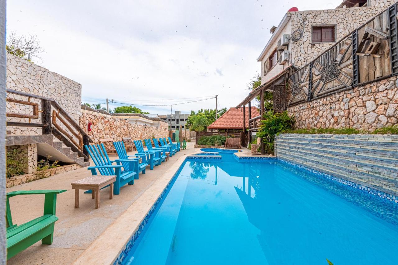 Vista De Aguilas Ecolodge Pedernales Exterior foto